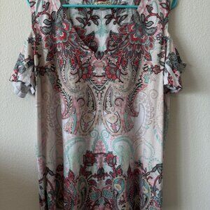 Women's top with cut-out shoulders